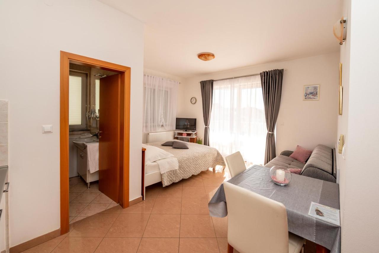 Apartmani Trogir Exterior foto