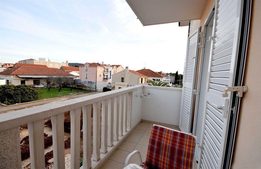 Apartmani Trogir Exterior foto